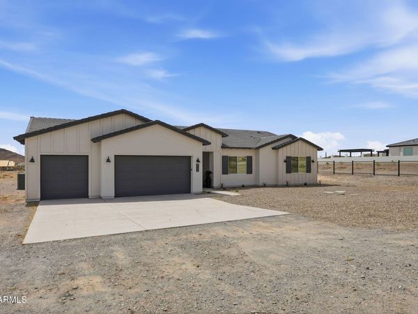 2135 W JOSIAH Trail, San Tan Valley, AZ 85144