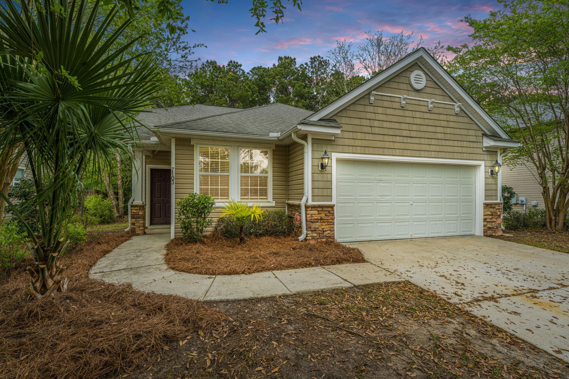 7103 Sweet Grass Boulevard Hanahan, SC 29410
