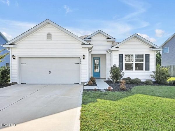 304 Edgewater Way, Surf City, NC 28445