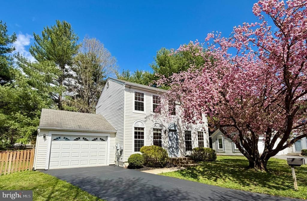 13825 Ranch Place, North Potomac, MD 20878 Main Photo