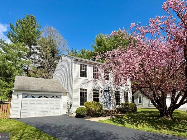 13825 RANCH PLACE, NORTH POTOMAC, MD 20878