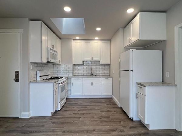 2001 MIDDLETON STREET, PHILADELPHIA, PA 19138