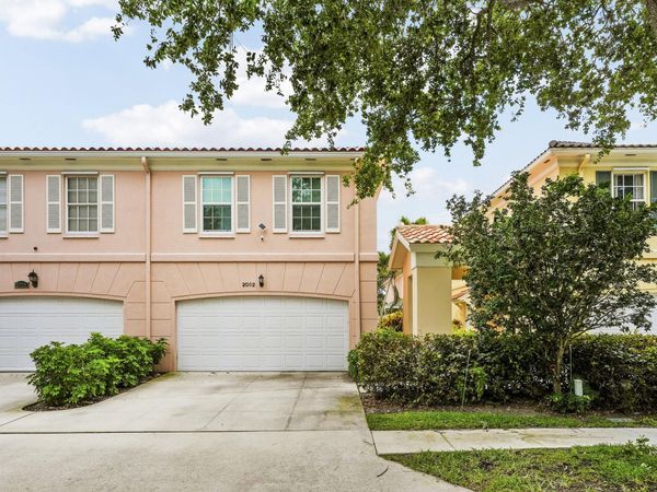 2052 Tarpon Lake Way, West Palm Beach, FL 33411