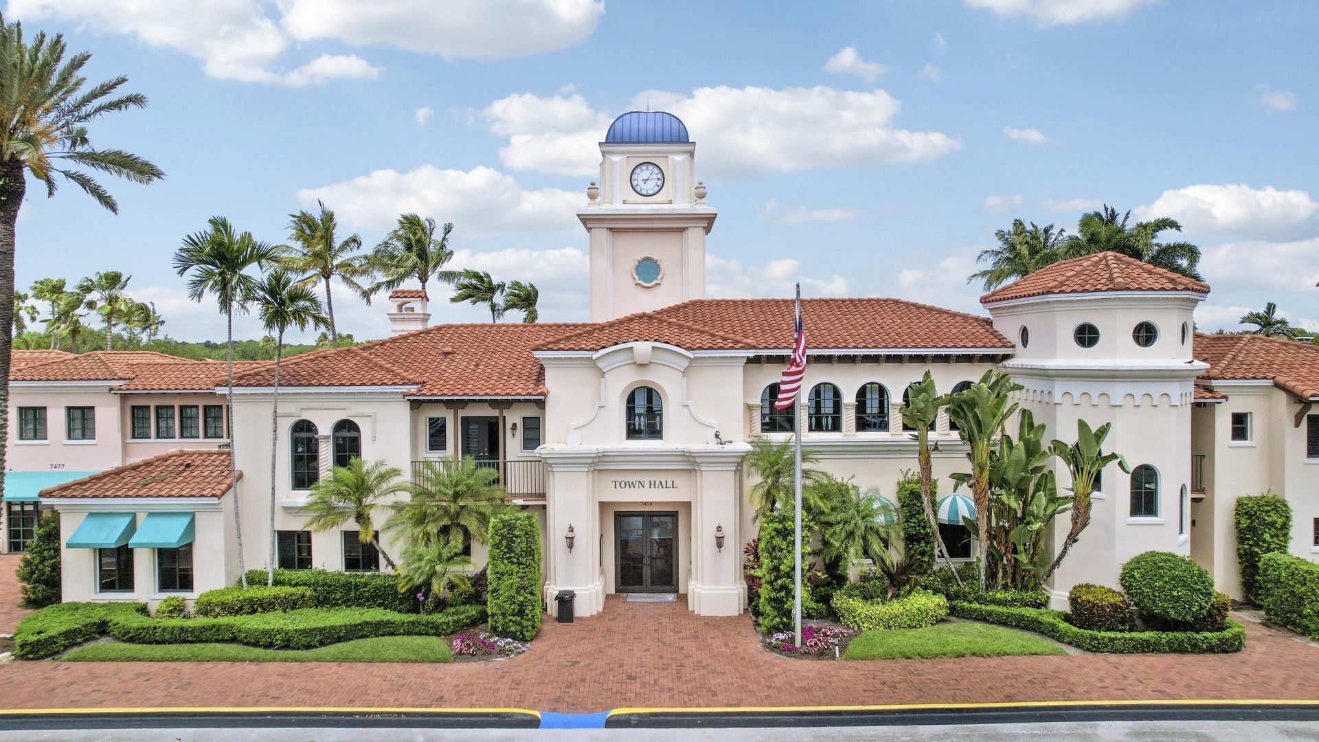 2052 Tarpon Lake Way, West Palm Beach, FL 33411 Photo