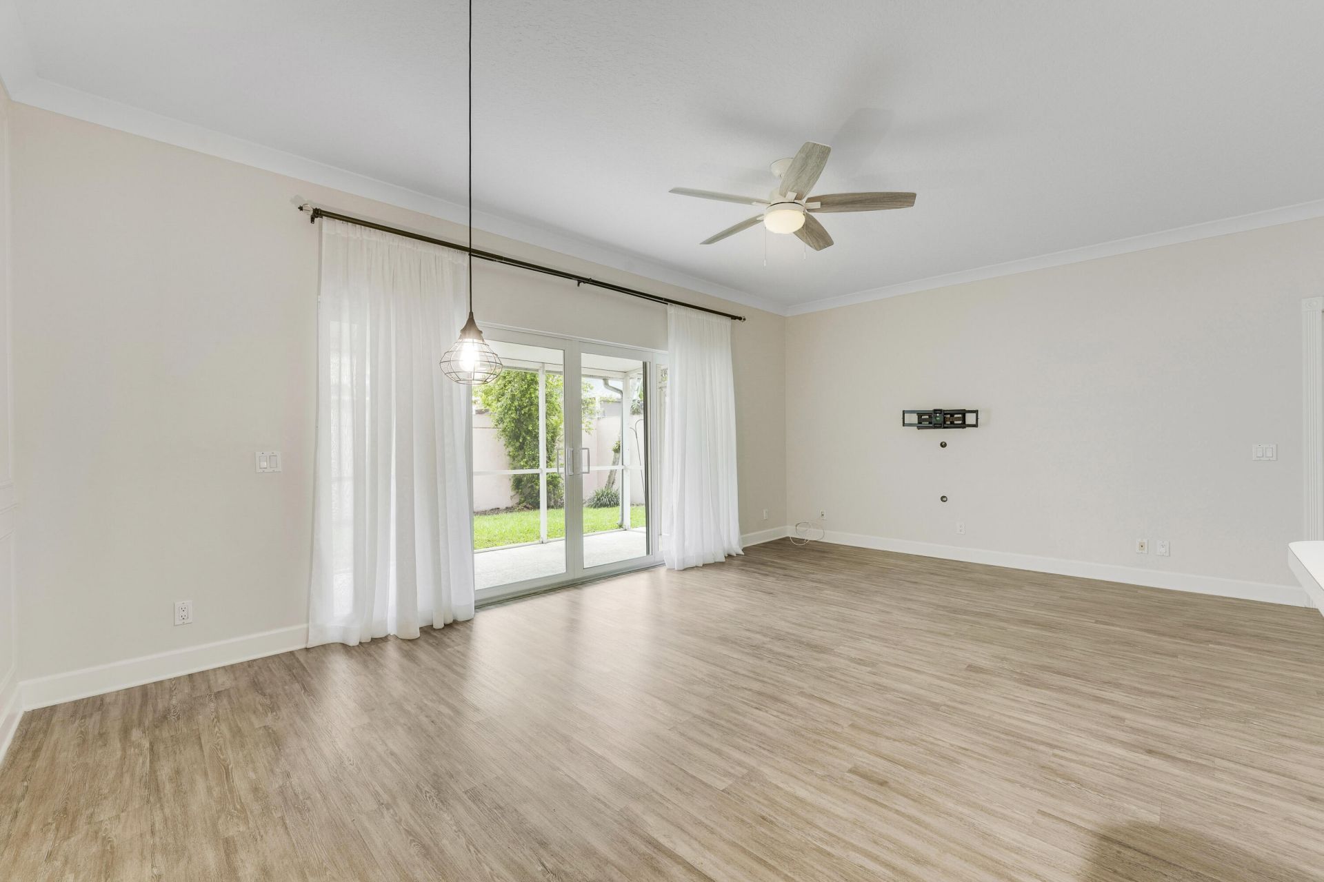 2052 Tarpon Lake Way, West Palm Beach, FL 33411 Photo