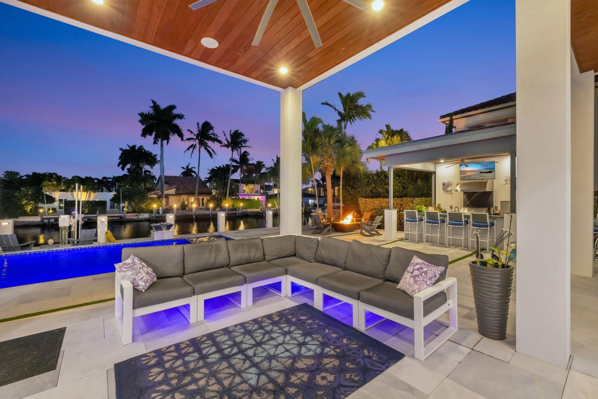 334 Isle Of Capri Drive, Fort Lauderdale, FL 33301 Photo