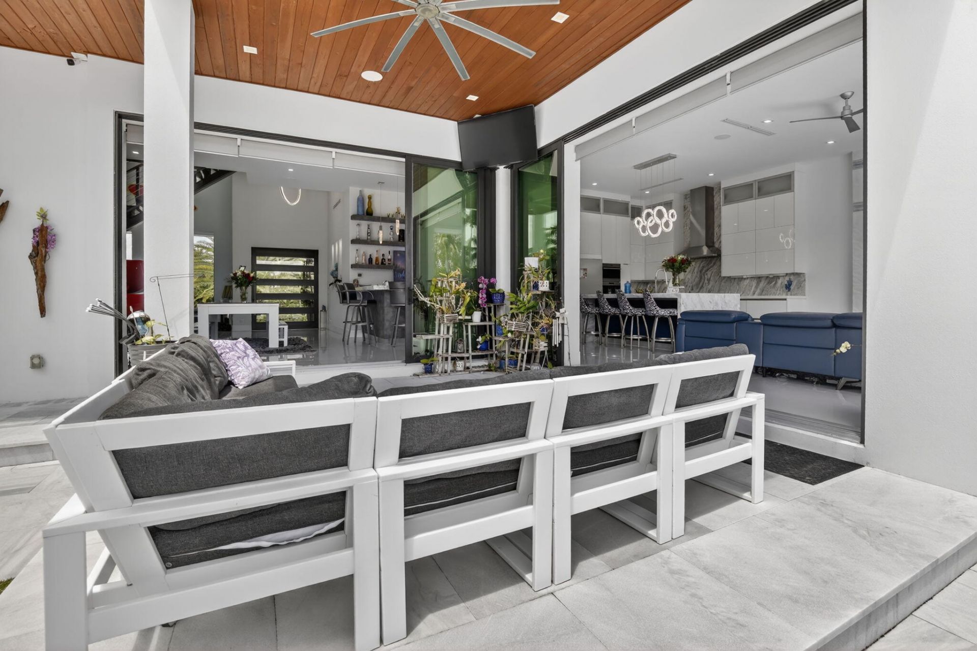 334 Isle Of Capri Drive, Fort Lauderdale, FL 33301 Photo