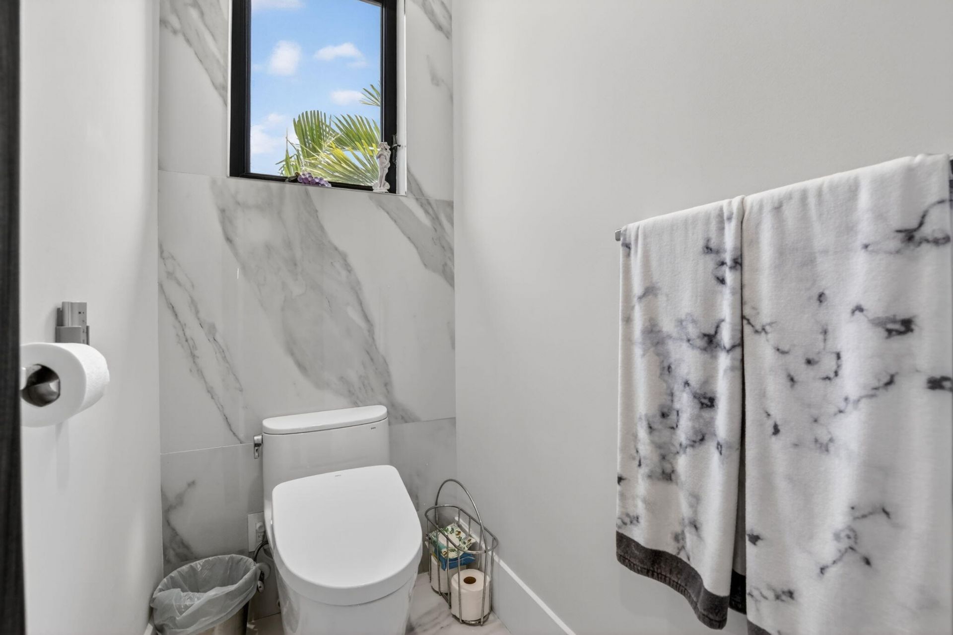 334 Isle Of Capri Drive, Fort Lauderdale, FL 33301 Photo