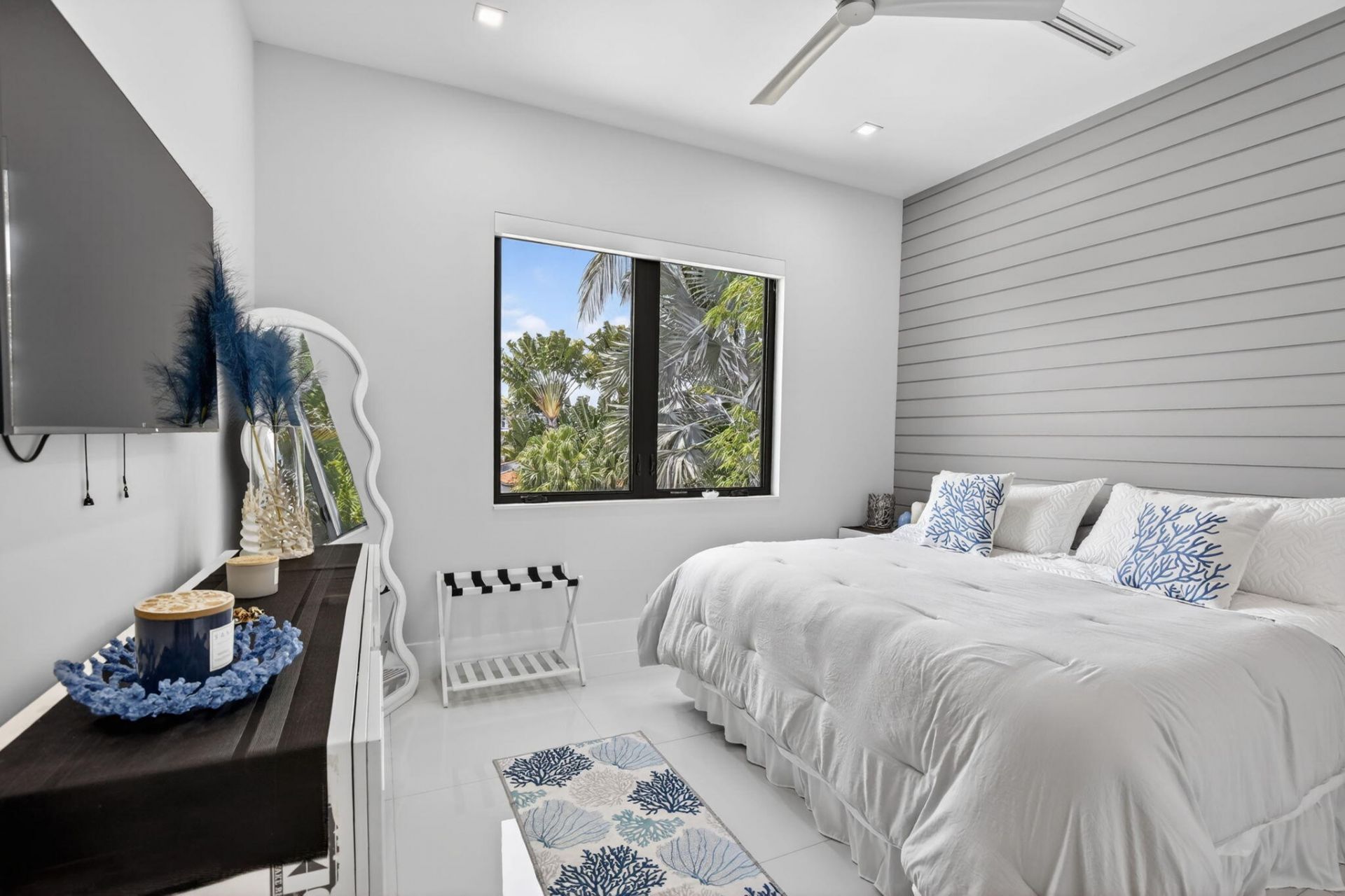 334 Isle Of Capri Drive, Fort Lauderdale, FL 33301 Photo