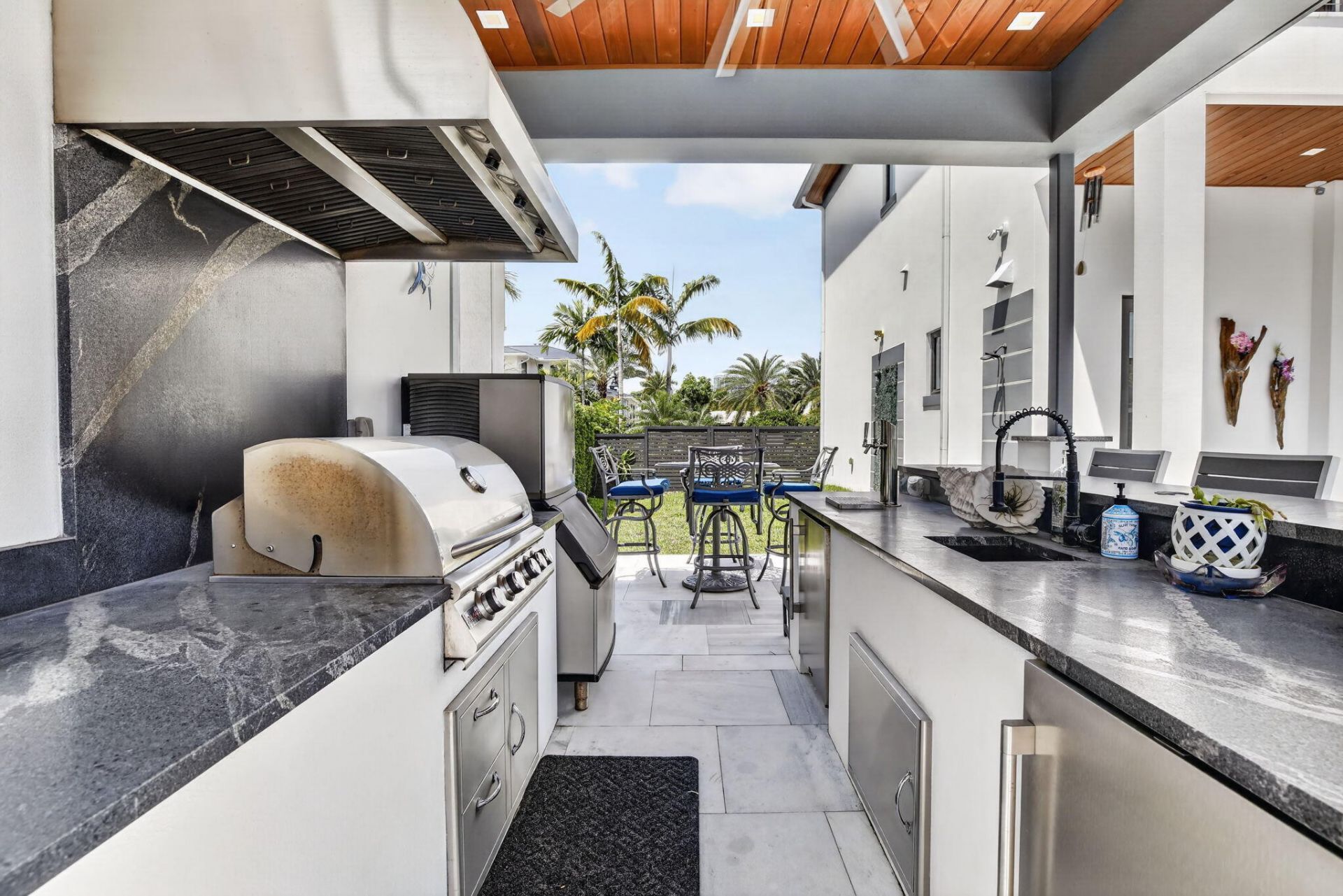 334 Isle Of Capri Drive, Fort Lauderdale, FL 33301 Photo