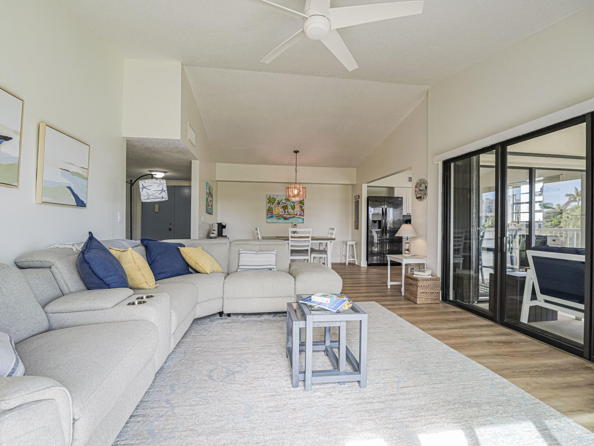 3206 S Lakeview Circle, Unit 1206, Hutchinson Island, FL 34949 Photo