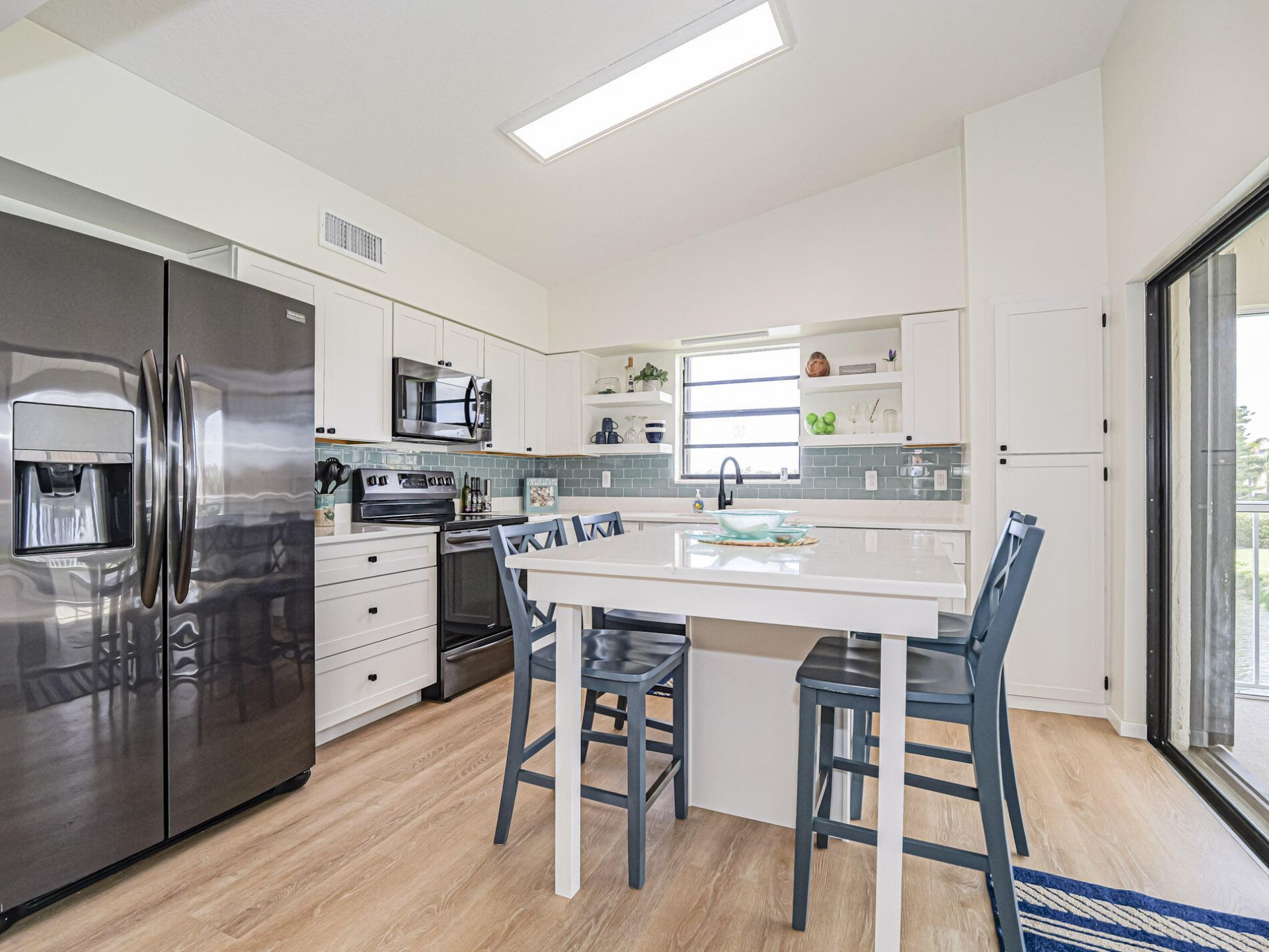 3206 S Lakeview Circle, Unit 1206, Hutchinson Island, FL 34949 Photo