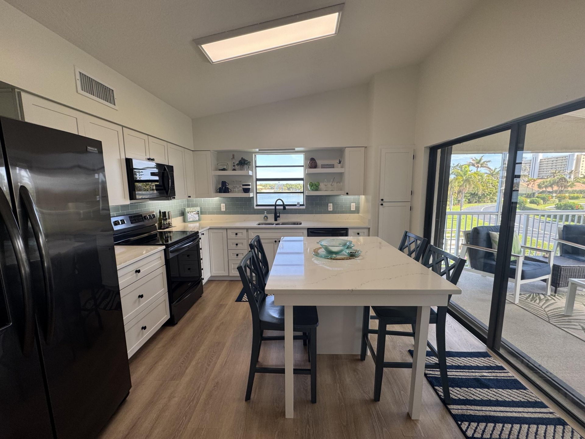 3206 S Lakeview Circle, Unit 1206, Hutchinson Island, FL 34949 Photo