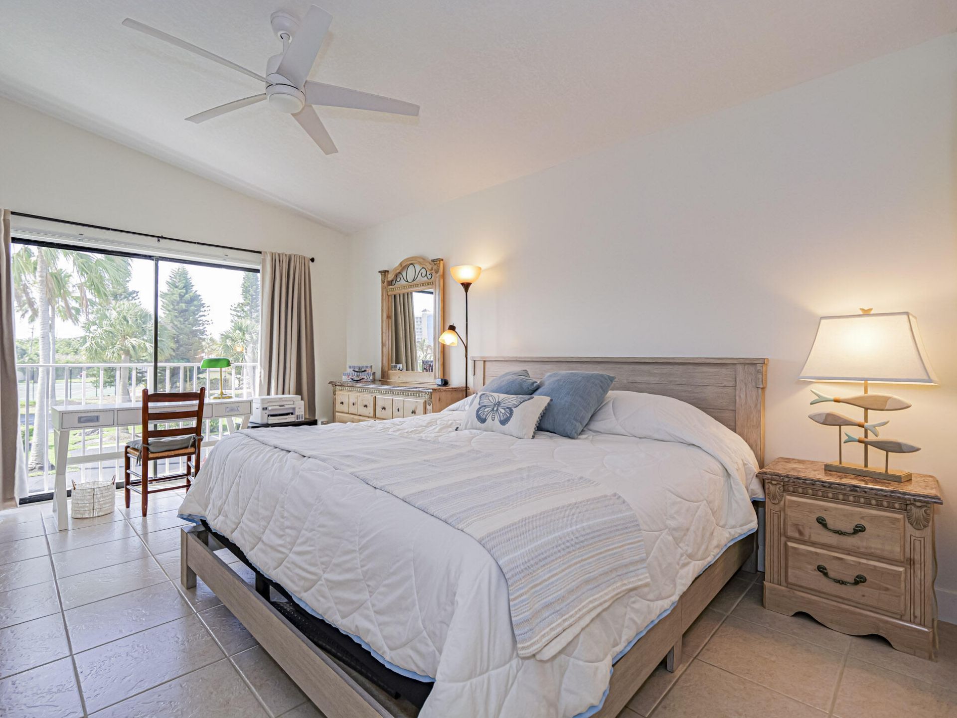 3206 S Lakeview Circle, Unit 1206, Hutchinson Island, FL 34949 Photo