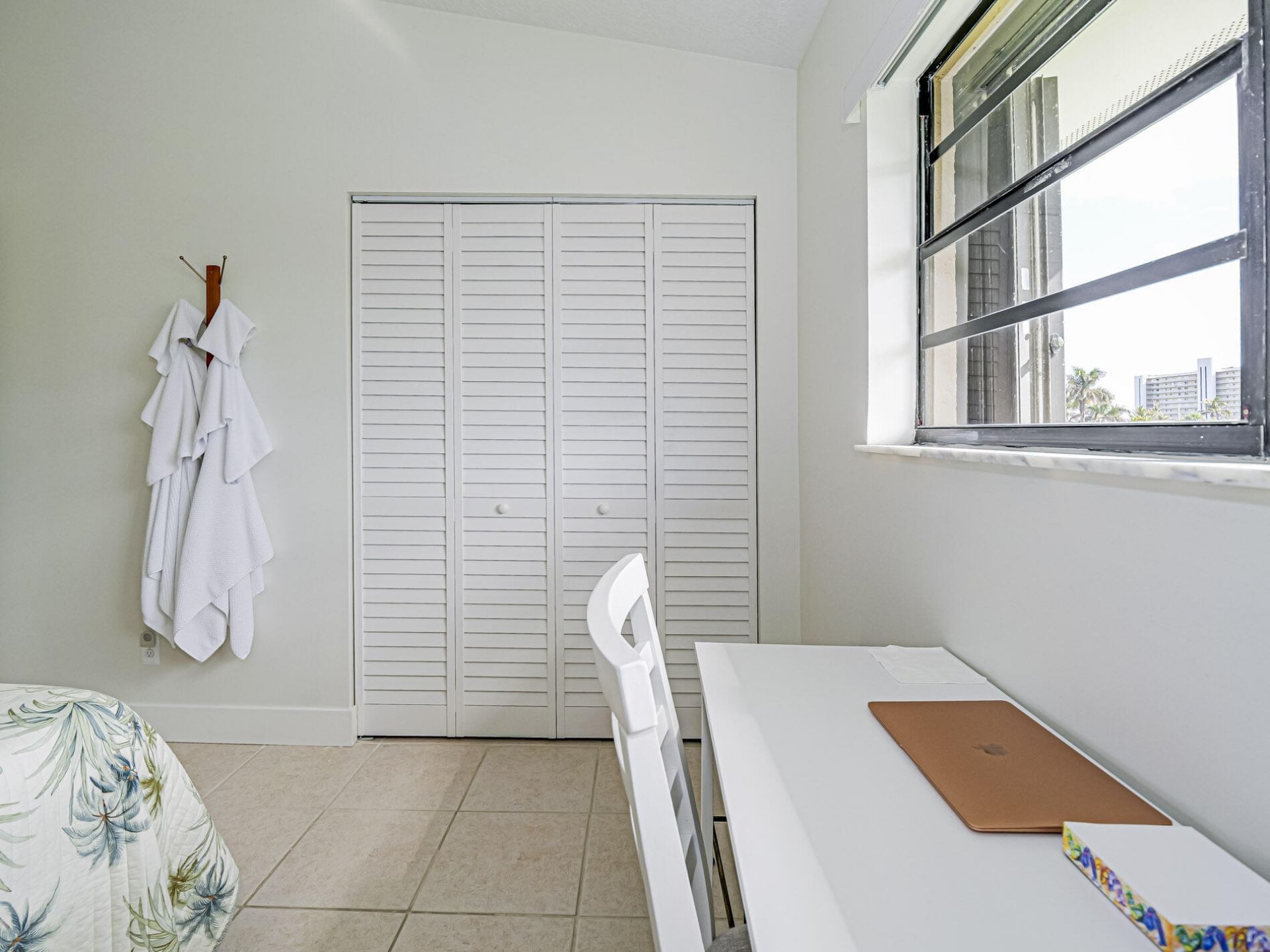 3206 S Lakeview Circle, Unit 1206, Hutchinson Island, FL 34949 Photo