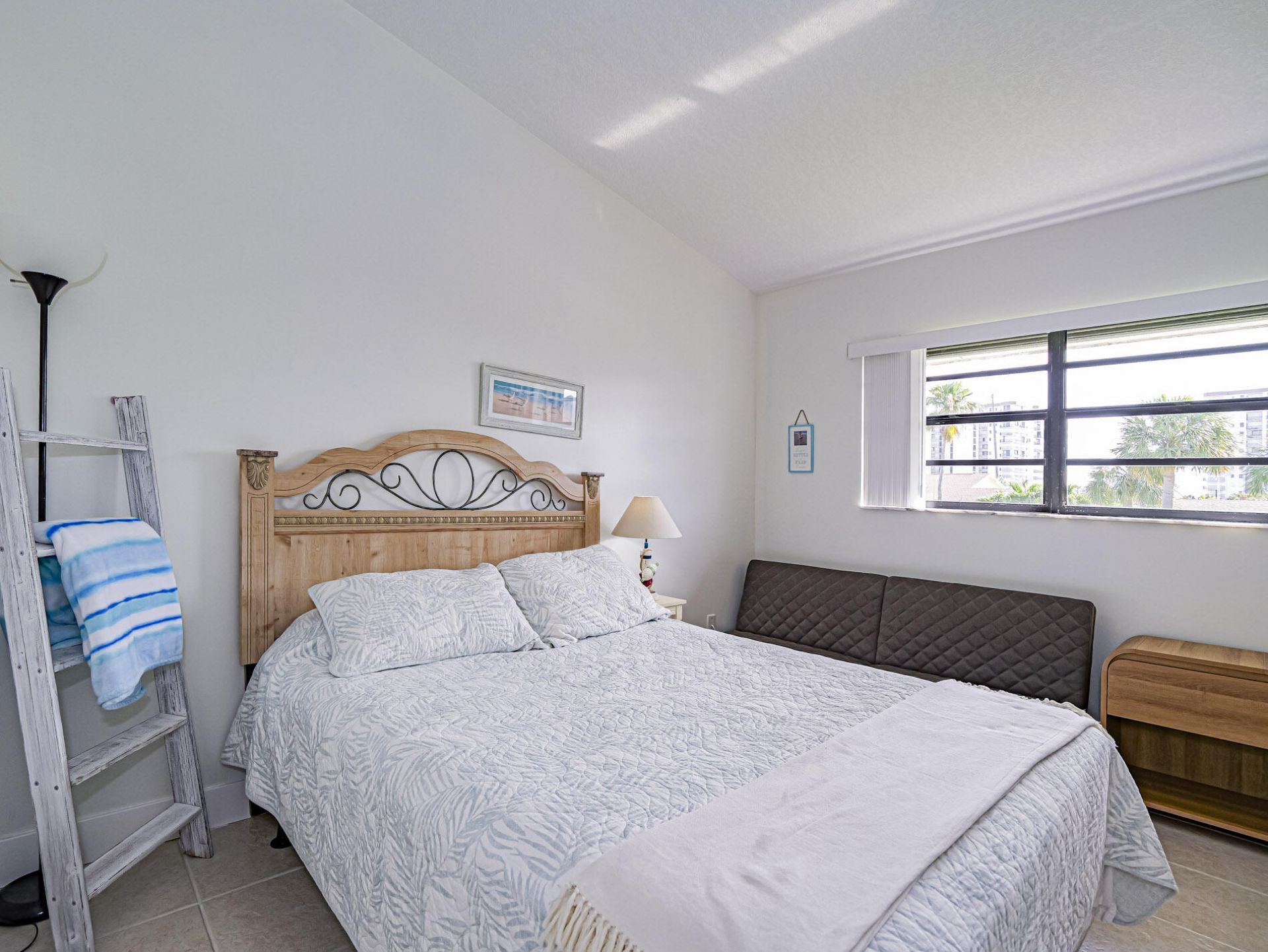 3206 S Lakeview Circle, Unit 1206, Hutchinson Island, FL 34949 Photo