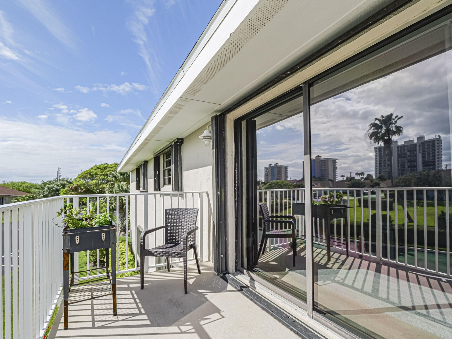 3206 S Lakeview Circle, Unit 1206, Hutchinson Island, FL 34949 Photo