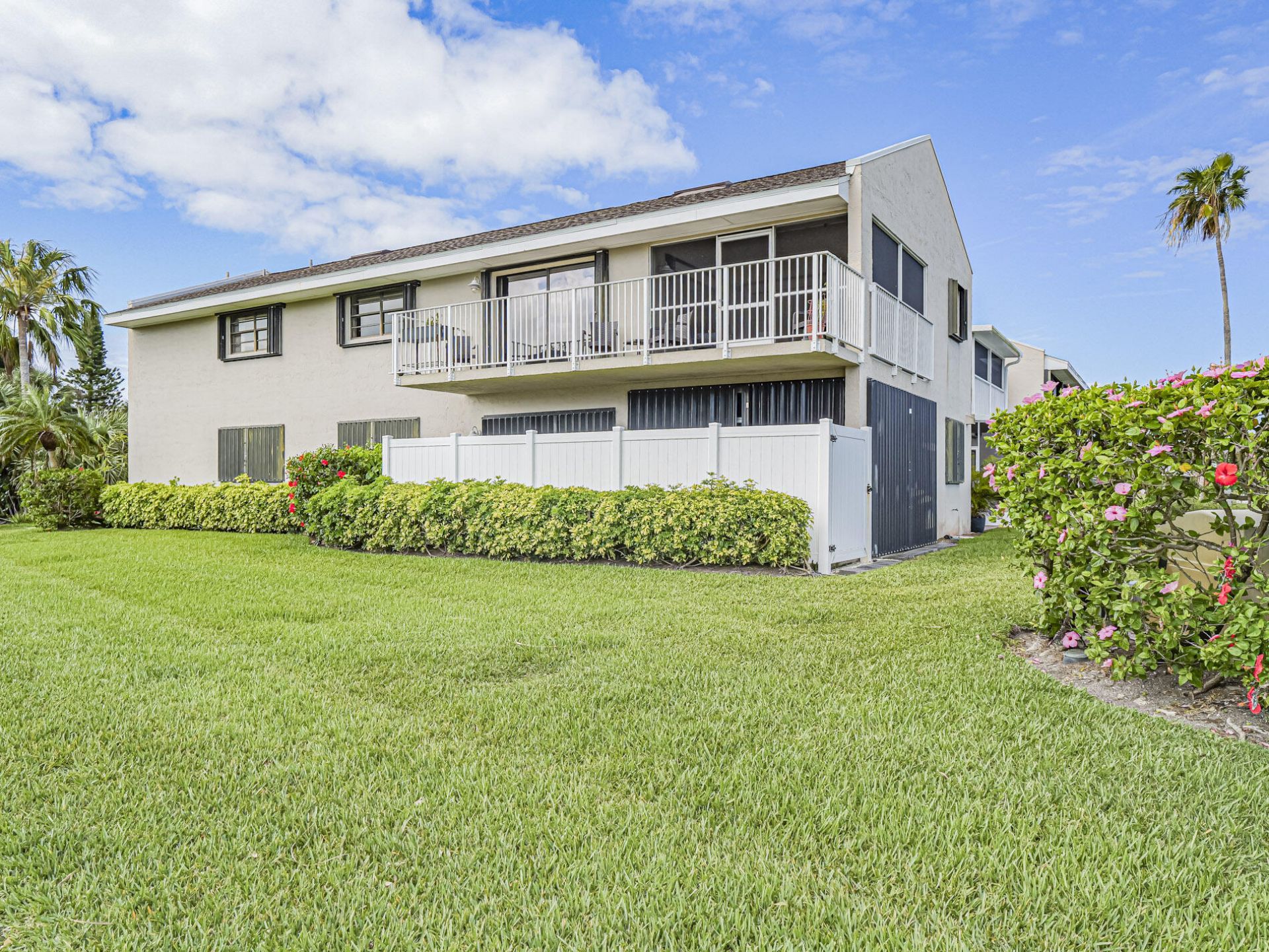 3206 S Lakeview Circle, Unit 1206, Hutchinson Island, FL 34949 Photo