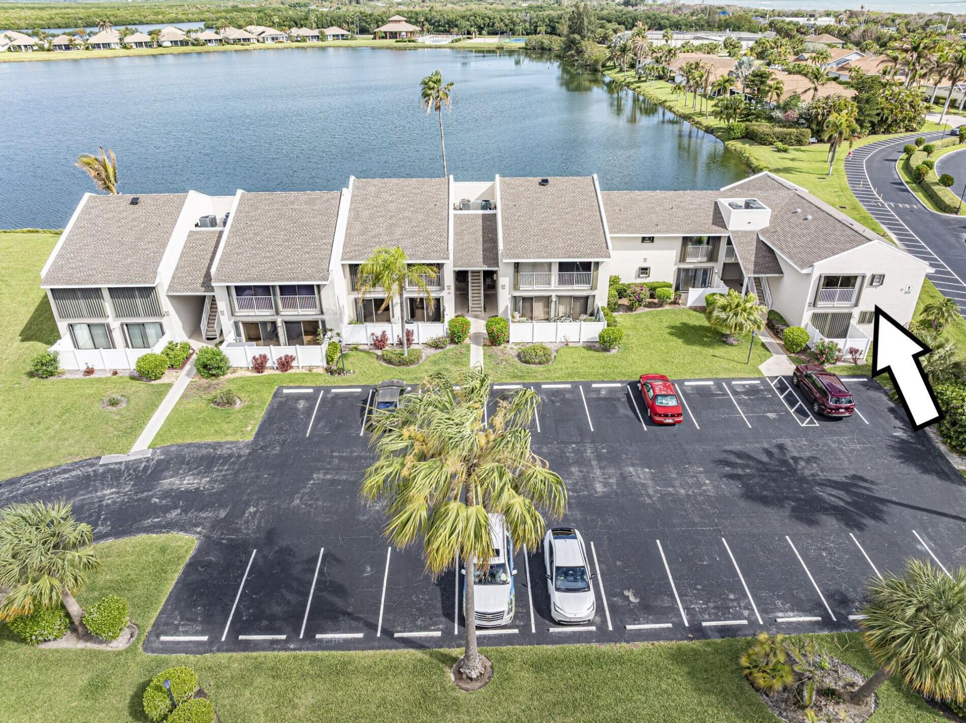 3206 S Lakeview Circle, Unit 1206, Hutchinson Island, FL 34949 Photo