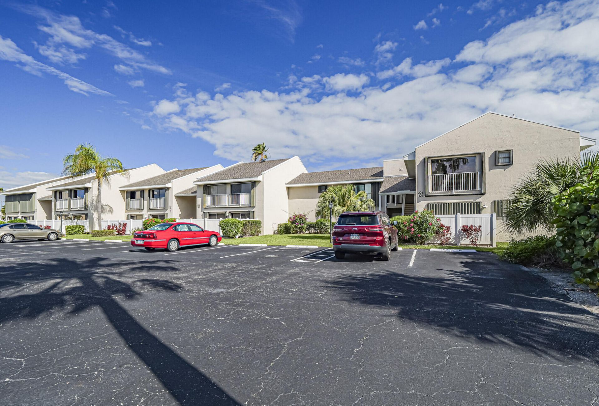 3206 S Lakeview Circle, Unit 1206, Hutchinson Island, FL 34949 Photo