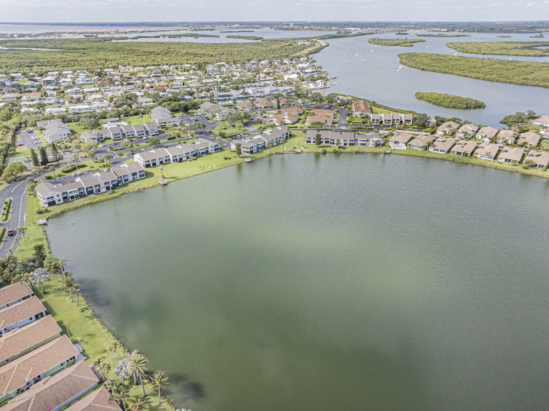 3206 S Lakeview Circle, Unit 1206, Hutchinson Island, FL 34949 Photo