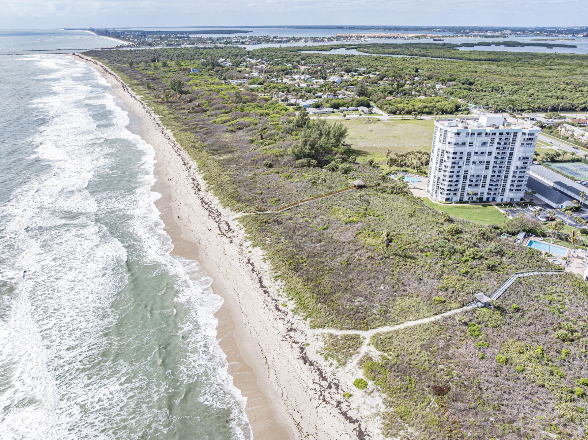 3206 S Lakeview Circle, Unit 1206, Hutchinson Island, FL 34949 Photo