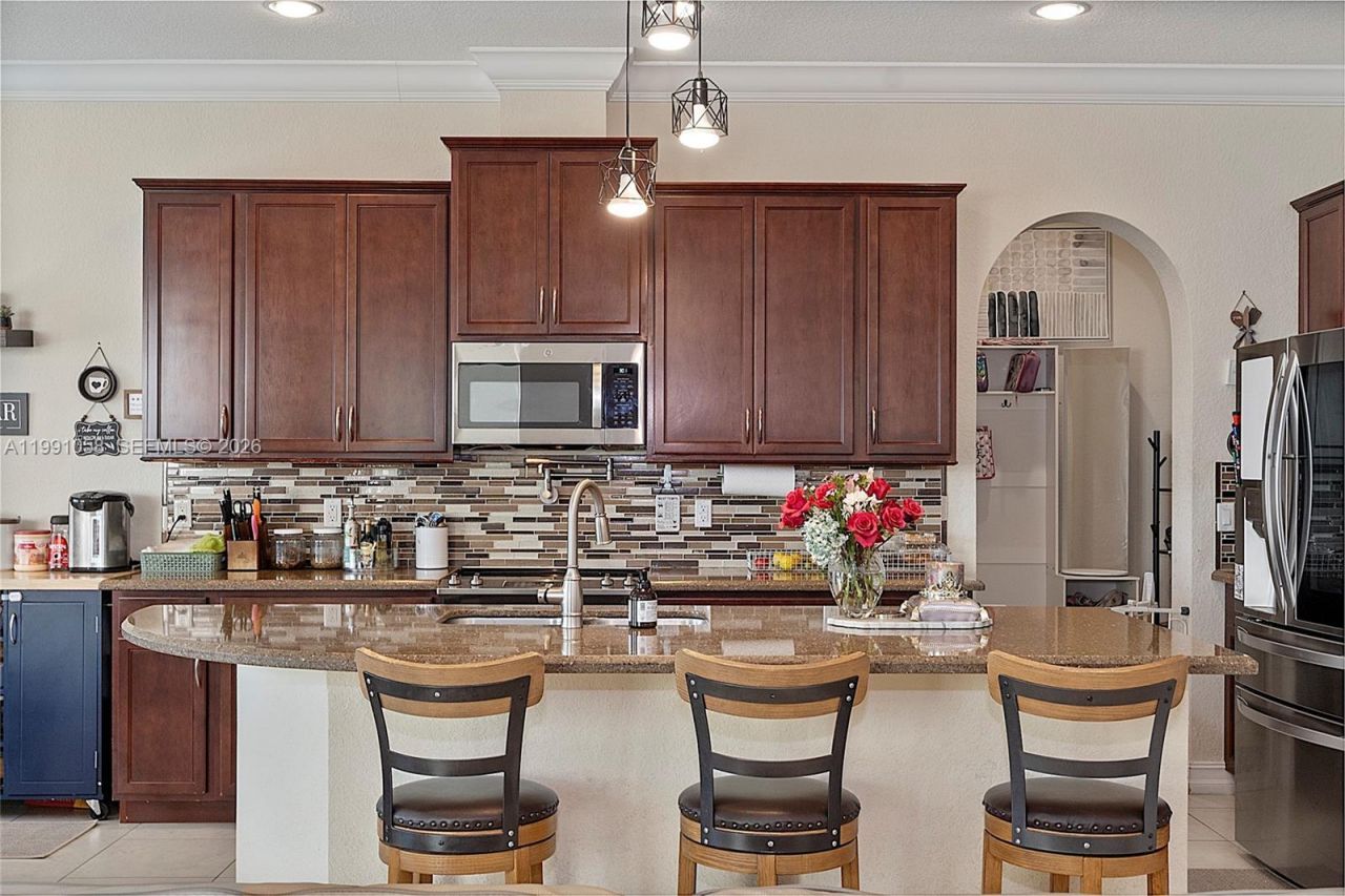 11332 SW 12th St, Pembroke Pines, FL 33025 Photo