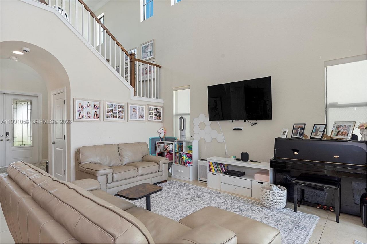 11332 SW 12th St, Pembroke Pines, FL 33025 Photo