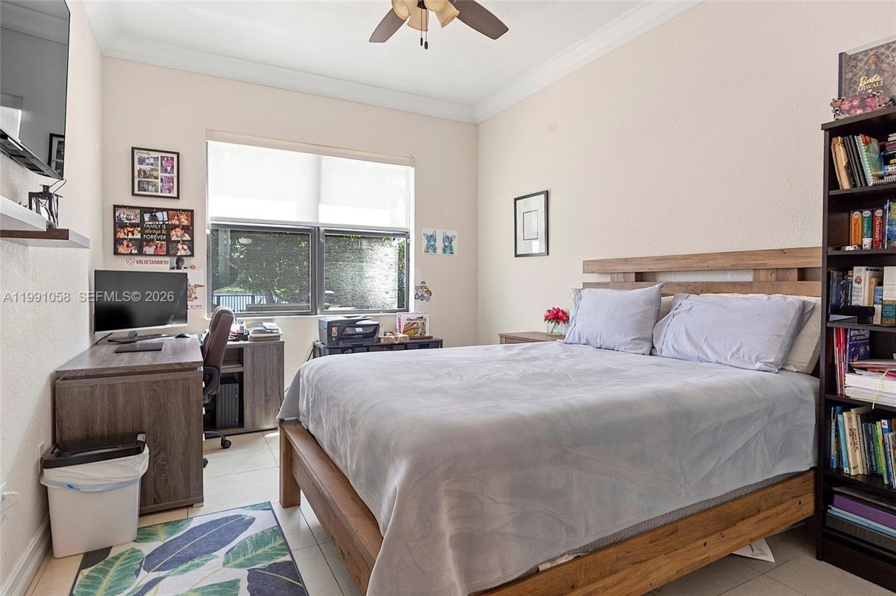 11332 SW 12th St, Pembroke Pines, FL 33025 Photo