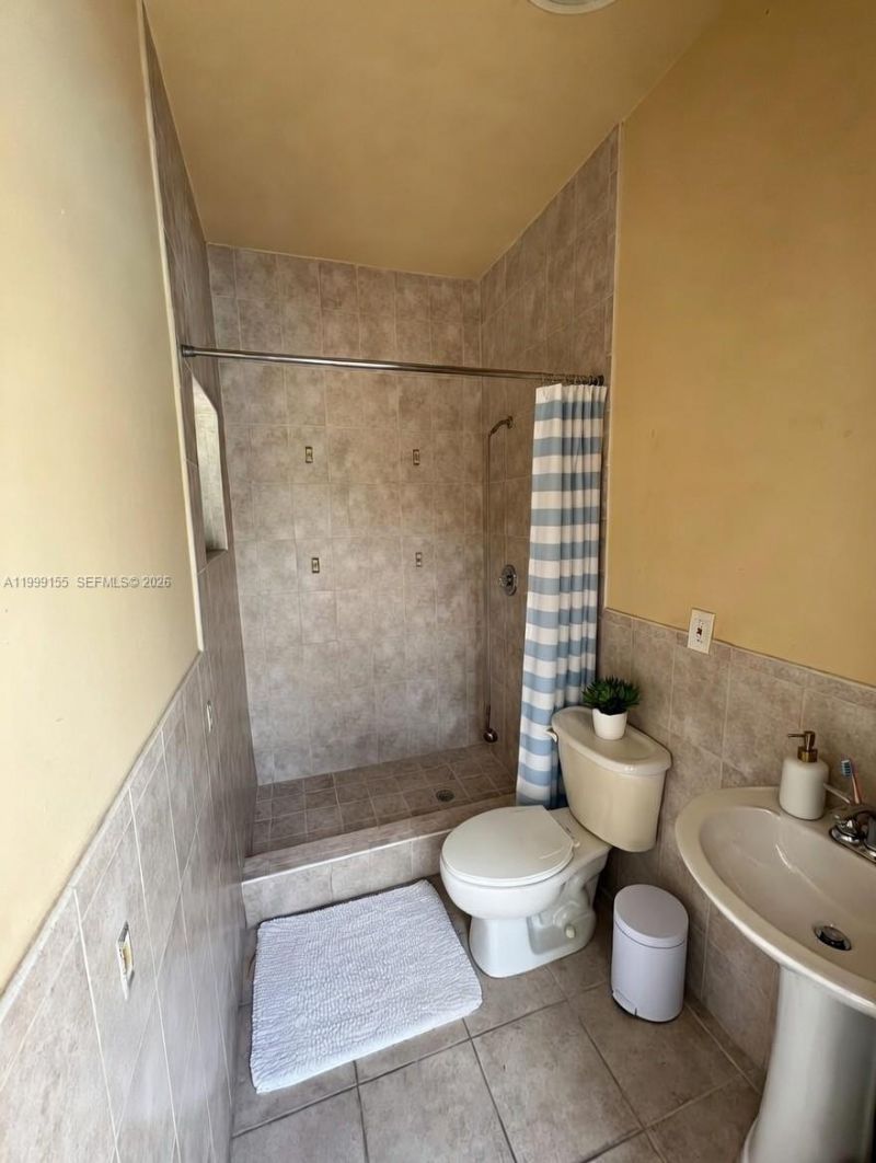 15816 SW 103rd Ln, Miami, FL 33196 Photo