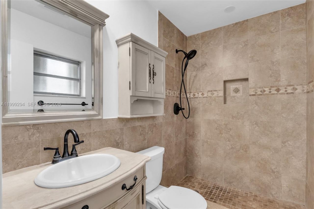 1280 NW 49th St , Deerfield Beach, FL 33064 Photo