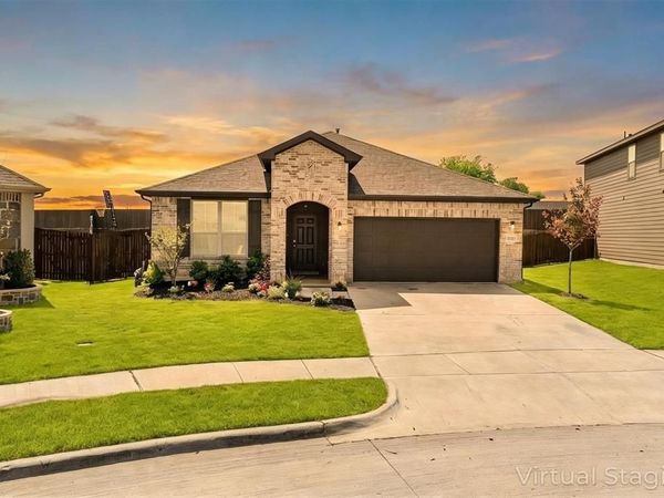 8201 Tomcat Trail , Godley, TX 76044