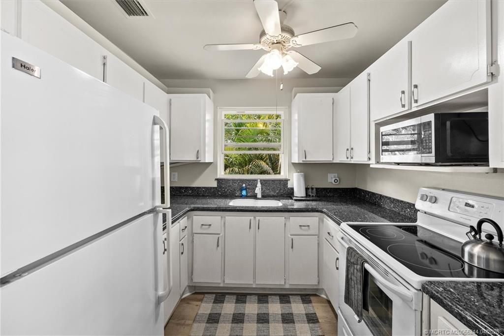 2600 SE Ocean Boulevard, Unit N8, Stuart, FL 34996 Photo