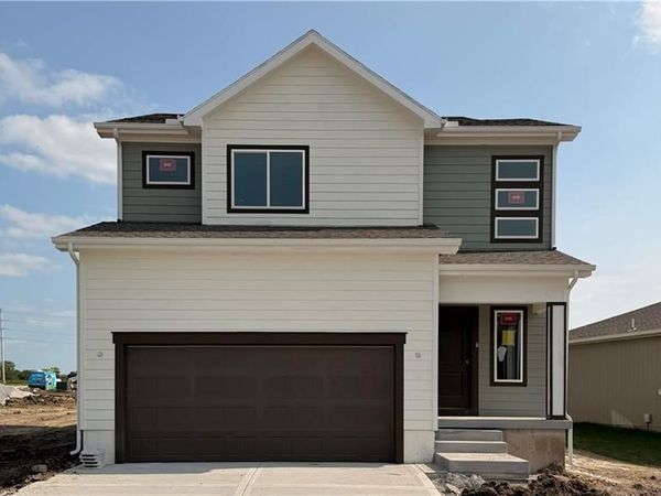 803 Glenn Circle, Raymore, MO 64083