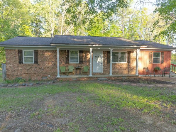 1632 military Road, Malvern, AR 72104