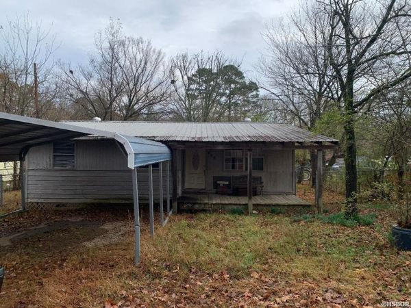 124 W ELM Street, Mount Ida, AR 71957