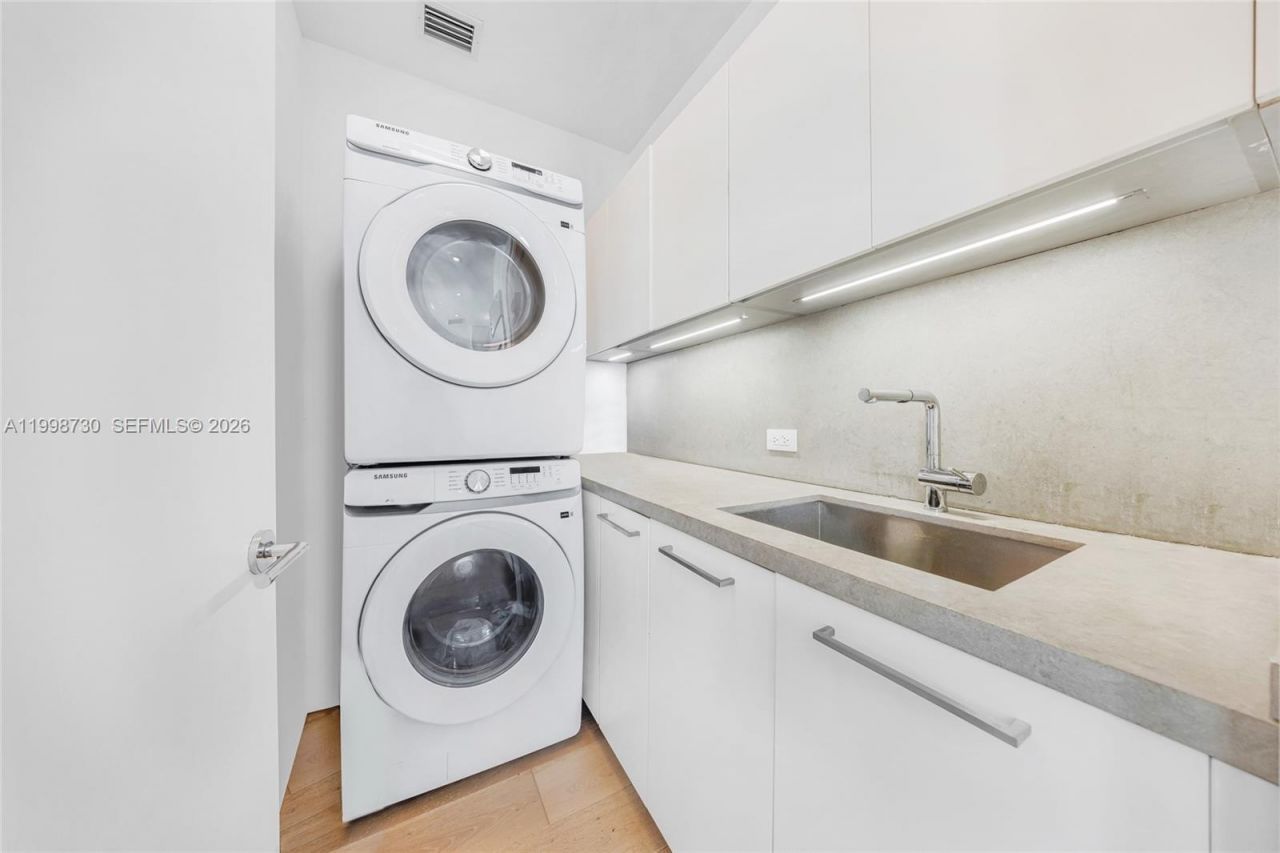 4515 N Michigan Ave, Miami Beach, FL 33140 Photo