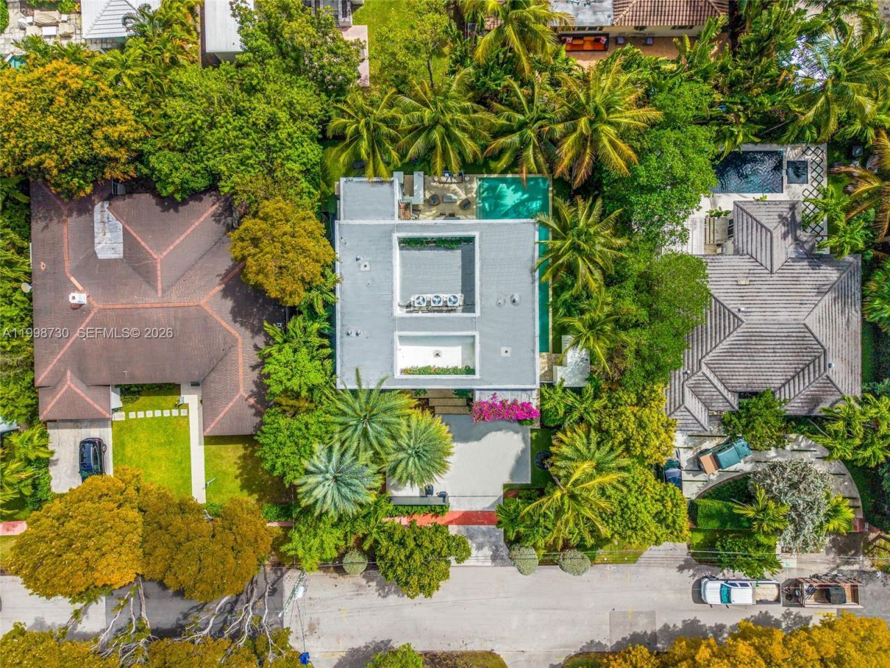 4515 N Michigan Ave, Miami Beach, FL 33140 Photo