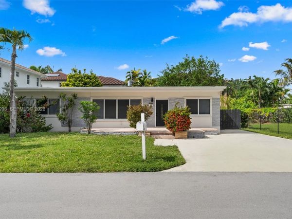 261 188th St , Unit 261, Sunny Isles Beach, FL 33160