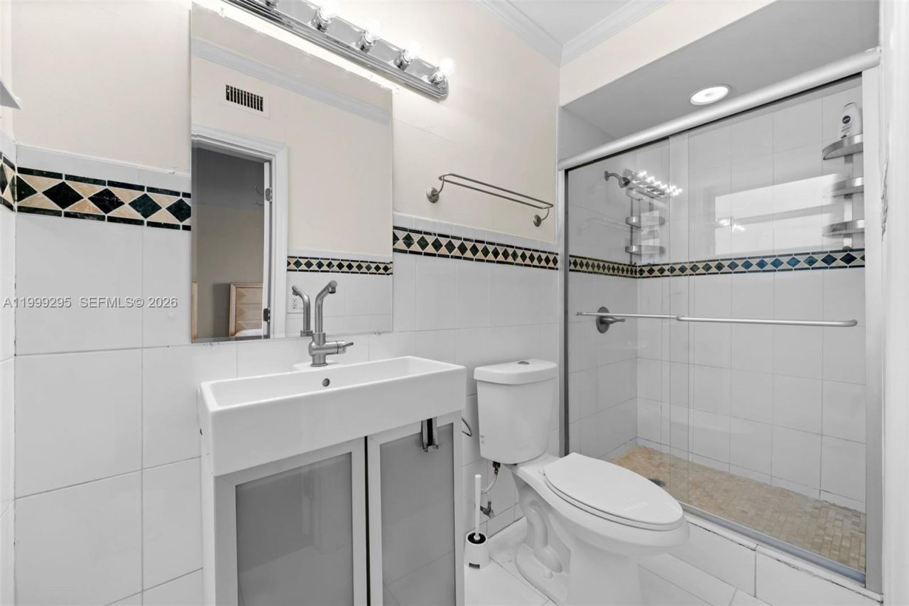 261 188th St, Unit 261, Sunny Isles Beach, FL 33160 Photo