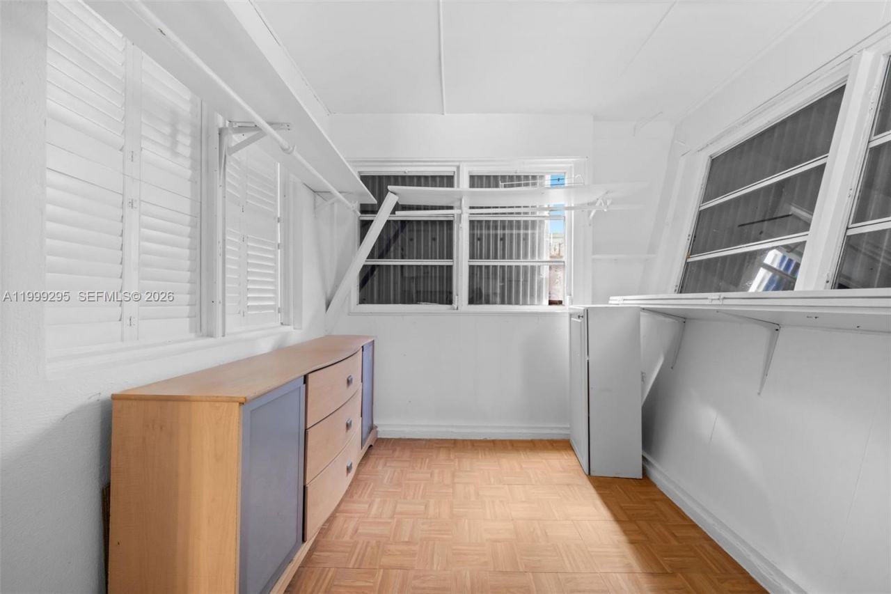 261 188th St, Unit 261, Sunny Isles Beach, FL 33160 Photo