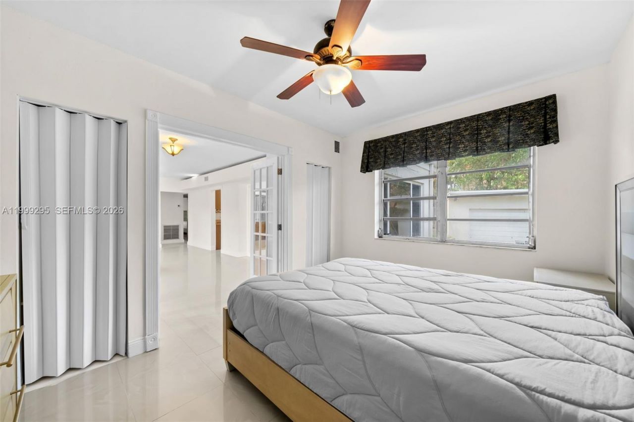 261 188th St, Unit 261, Sunny Isles Beach, FL 33160 Photo