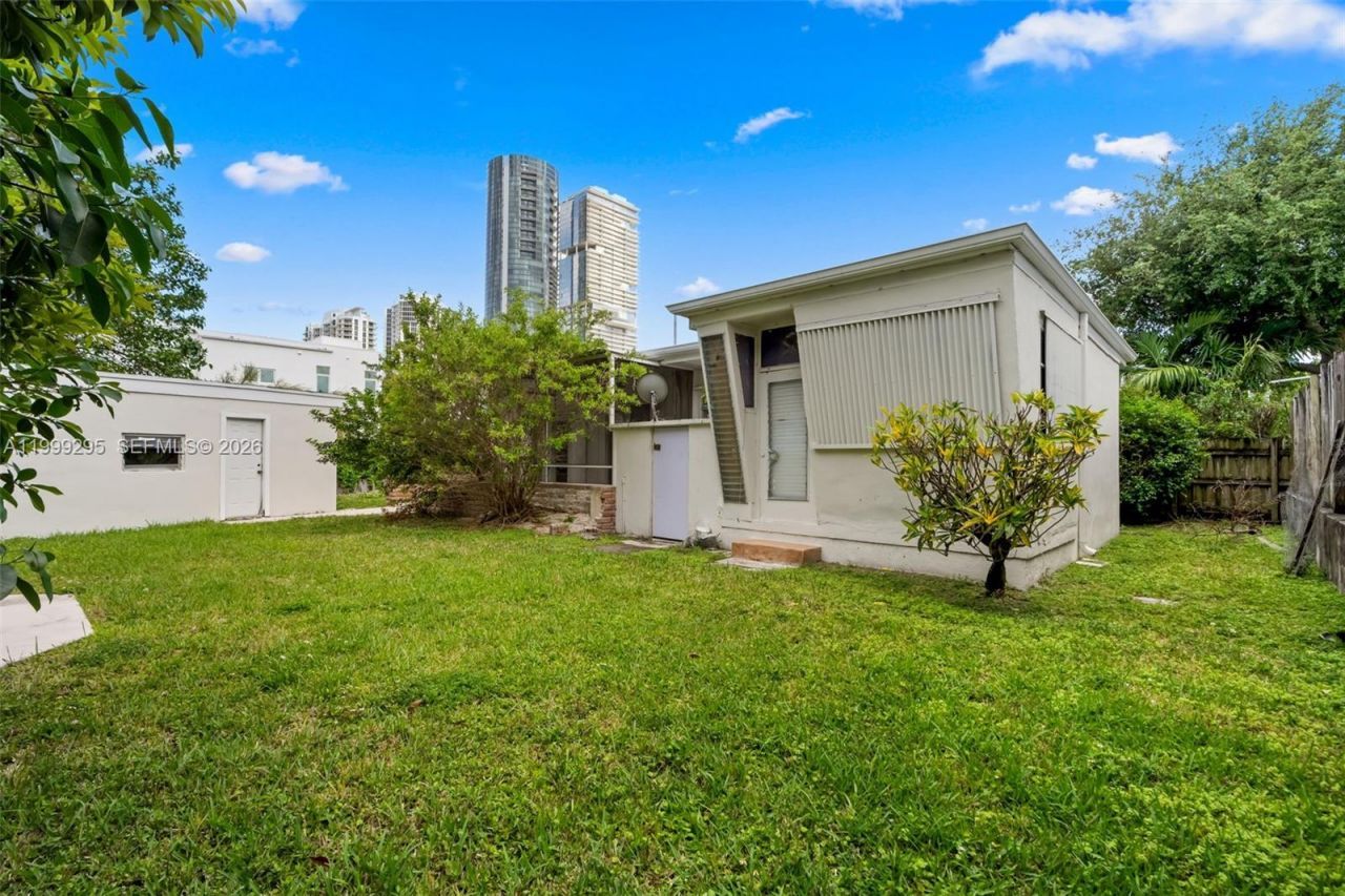 261 188th St, Unit 261, Sunny Isles Beach, FL 33160 Photo