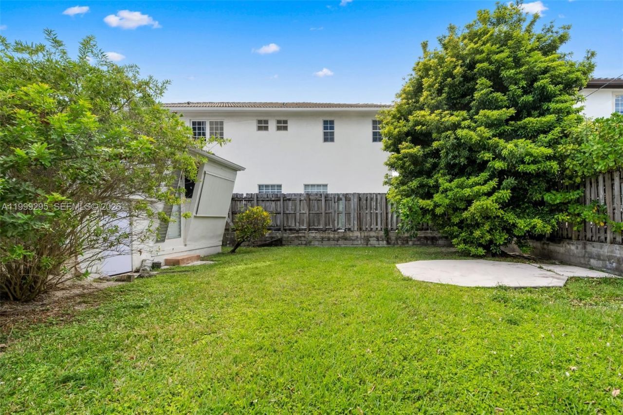 261 188th St, Unit 261, Sunny Isles Beach, FL 33160 Photo