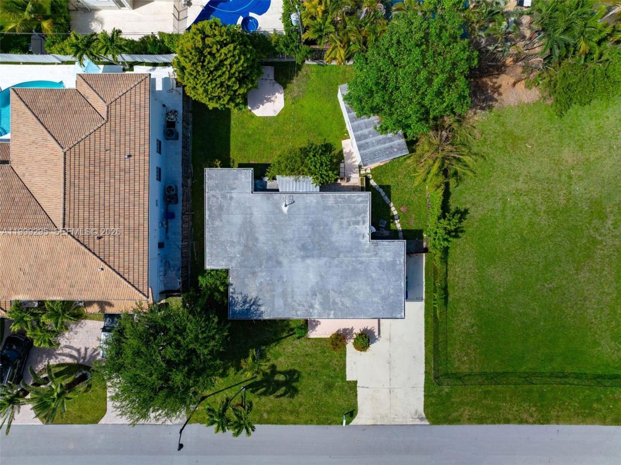 261 188th St, Unit 261, Sunny Isles Beach, FL 33160 Photo