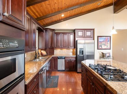 1672 Plateau Circle, South Lake Tahoe, CA 96150 Photo