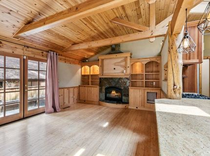 1259 Lodi Avenue, South Lake Tahoe, CA 96150 Photo