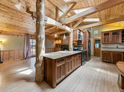 1259 Lodi Avenue, South Lake Tahoe, CA 96150 Photo