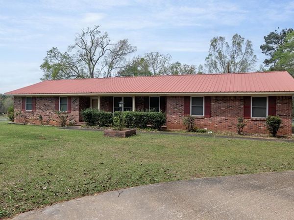 1332 Hwy 30 W, Myrtle, MS 38652