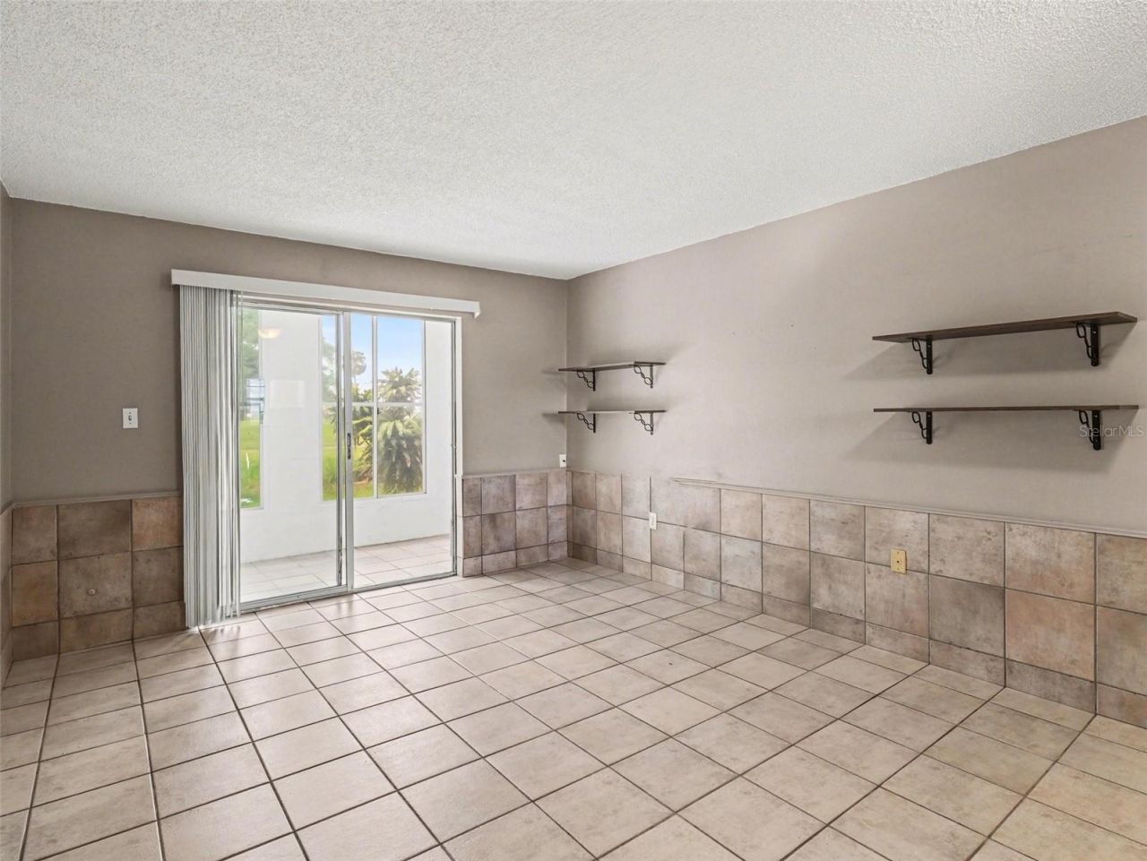 4506 3rd Street Circle W, Unit 256, Bradenton, FL 34207 Photo